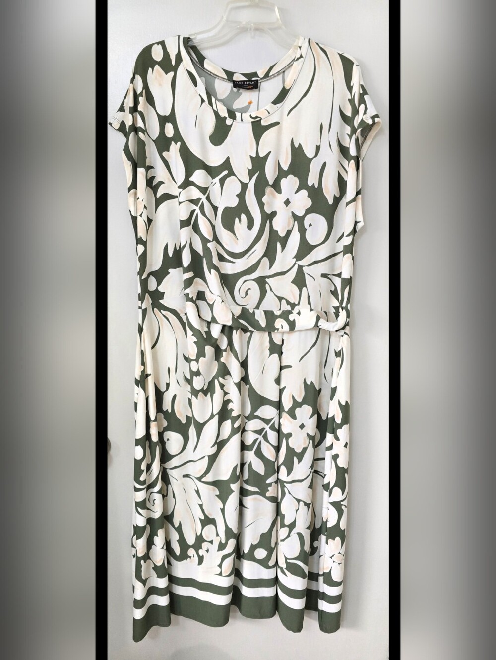 Lane Bryant Green White/Creme Floral A-Line Dress Plus 22/24 Accent Waist